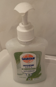 Sagrotan Handseife Aloe Vera – Feuchtigkeitsspendend und stark gegen Bakterien – 1 x 250 ml Handseife photo review