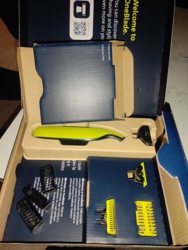 PHILIPS OneBlade 360 Face - elektrischer Rasierer & Trimmer, 2x 360 Klingen, verstellbarer 5-in-1-Trimmaufsatz, Nass- & Trockenrasur, Akku-USB, fürs Gesicht (QP2734/30) photo review